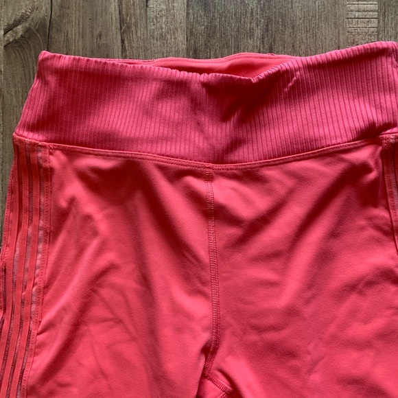 Pink Victoria’s Secret Ultimate Legging - Picture 4 of 8